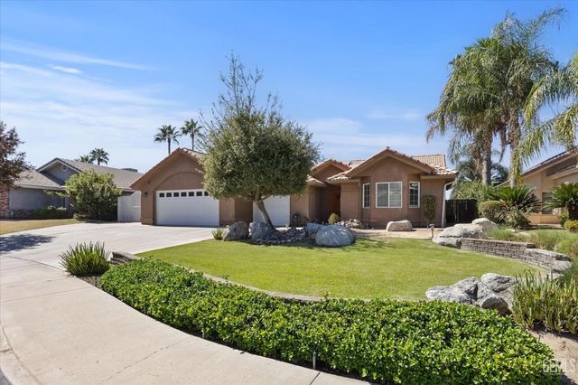 805 Arroyo Seco Drive, Bakersfield, CA 93314