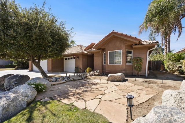 805 Arroyo Seco Drive, Bakersfield, CA 93314