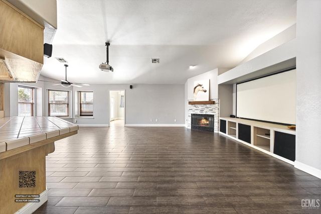 805 Arroyo Seco Drive, Bakersfield, CA 93314