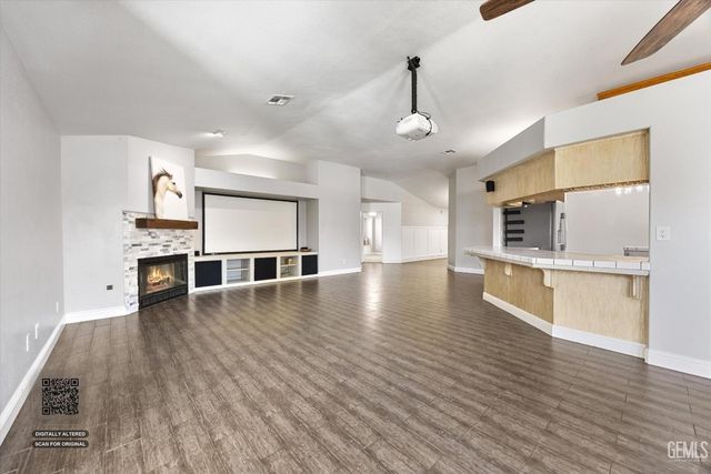 805 Arroyo Seco Drive, Bakersfield, CA 93314