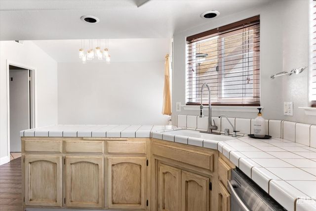 805 Arroyo Seco Drive, Bakersfield, CA 93314