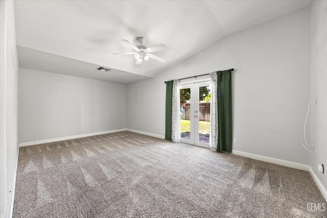 805 Arroyo Seco Drive, Bakersfield, CA 93314