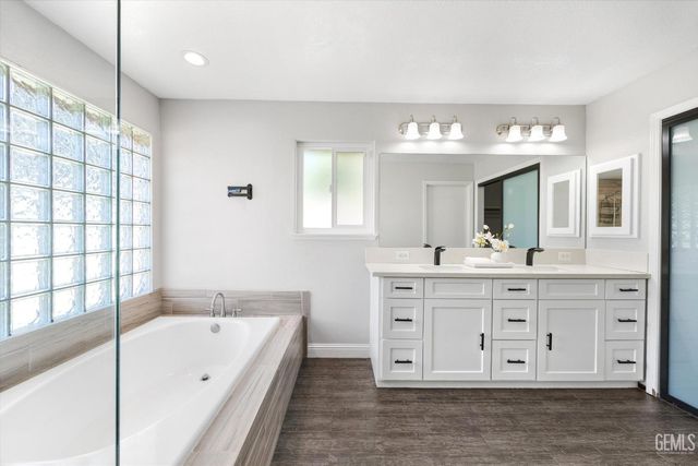 805 Arroyo Seco Drive, Bakersfield, CA 93314
