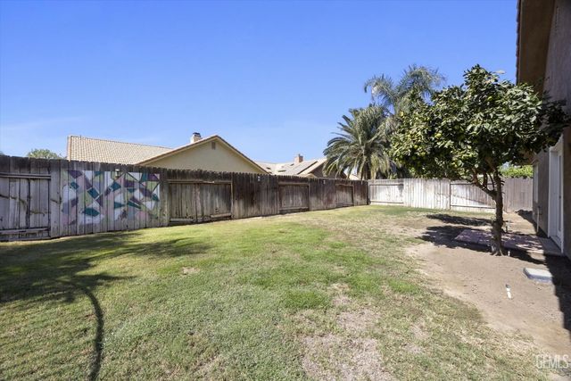 805 Arroyo Seco Drive, Bakersfield, CA 93314