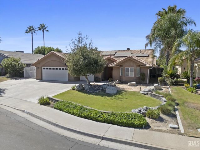 805 Arroyo Seco Drive, Bakersfield, CA 93314