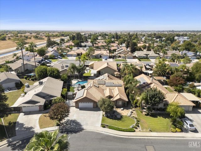 805 Arroyo Seco Drive, Bakersfield, CA 93314