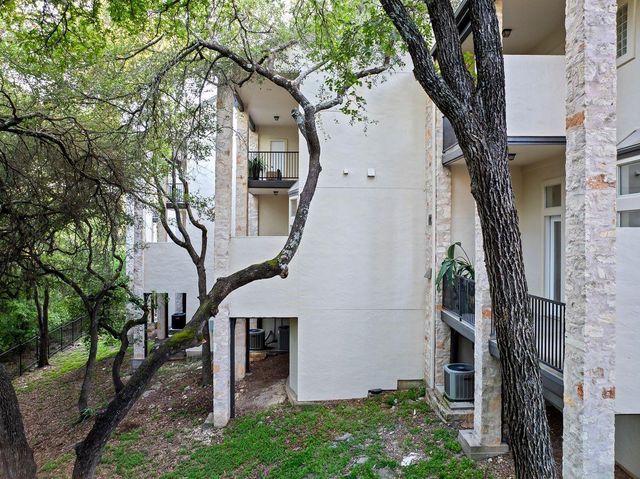 1701 Spyglass DR 2, Austin, TX 78746