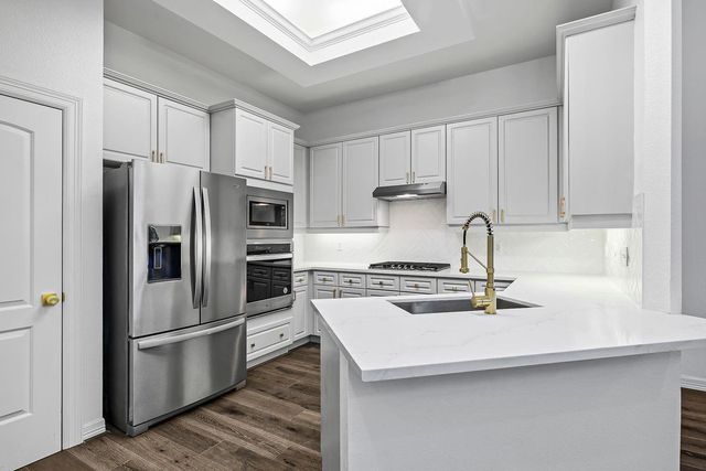 1701 Spyglass DR 2, Austin, TX 78746