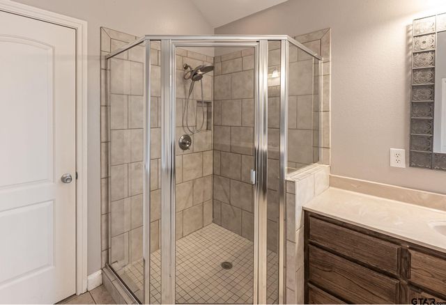 21281 Altuda, Flint, TX 75762