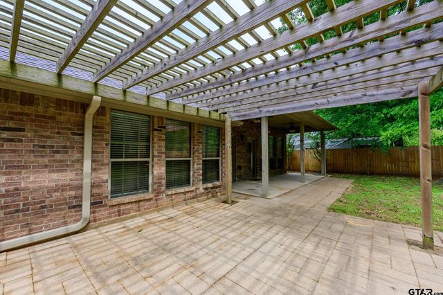 21281 Altuda, Flint, TX 75762