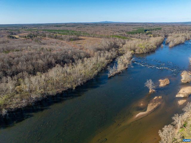 159 WARREN FERRY RD, Scottsville, VA 24590