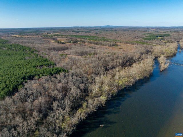 159 WARREN FERRY RD, Scottsville, VA 24590
