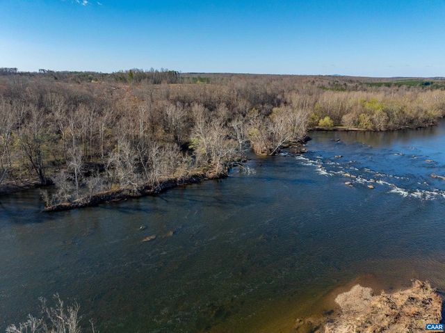 159 WARREN FERRY RD, Scottsville, VA 24590