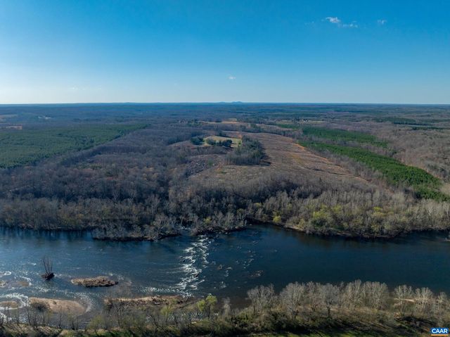 159 WARREN FERRY RD, Scottsville, VA 24590