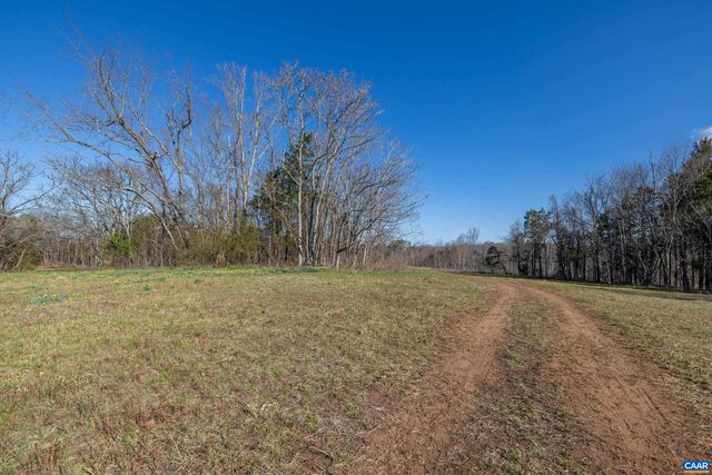 159 WARREN FERRY RD, Scottsville, VA 24590