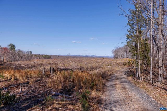 159 WARREN FERRY RD, Scottsville, VA 24590