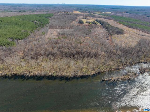 159 WARREN FERRY RD, Scottsville, VA 24590