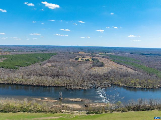 159 WARREN FERRY RD, Scottsville, VA 24590