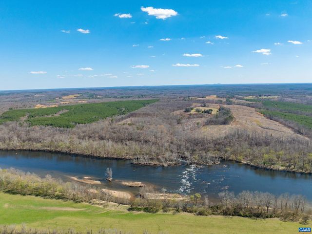 159 WARREN FERRY RD, Scottsville, VA 24590