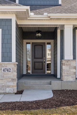 4742 Lawndale Court N, Plymouth, MN 55446