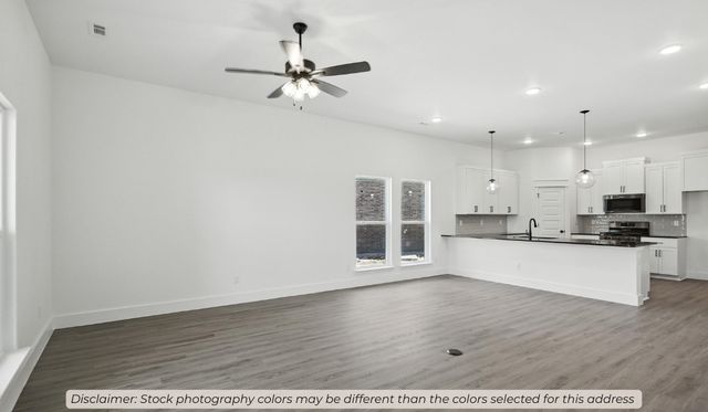381 Legacy Lane, Prairie Grove, AR 72753