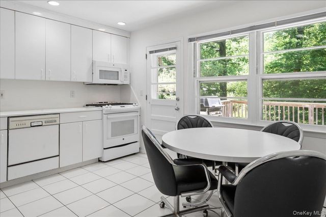 18 Mill Creek Road, New City, NY 10956