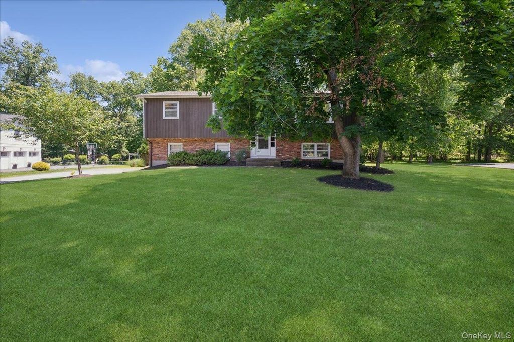 18 Mill Creek Road, New City, NY 10956
