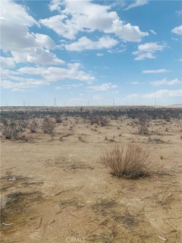 0 Tawney Ridge Ln, Victorville, CA 92392