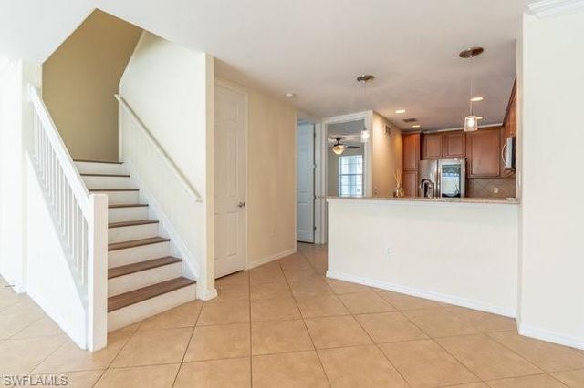 8232 Josefa WAY, Naples, FL 34114