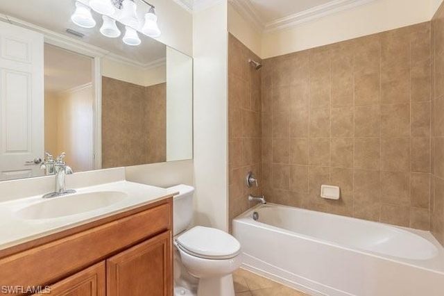 8232 Josefa WAY, Naples, FL 34114