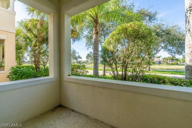 8232 Josefa WAY, Naples, FL 34114