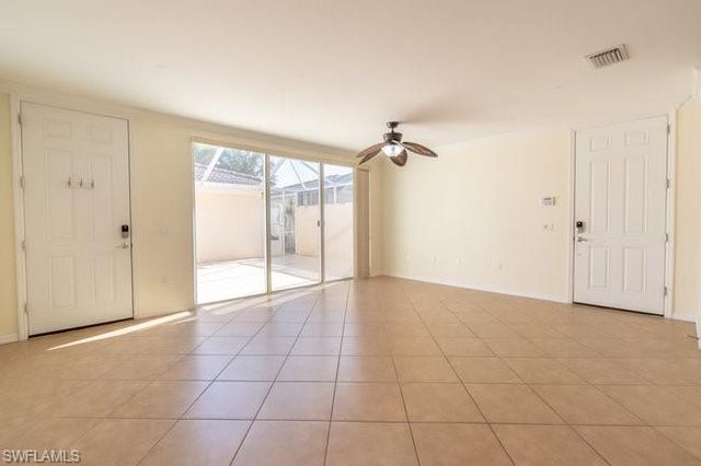 8232 Josefa WAY, Naples, FL 34114