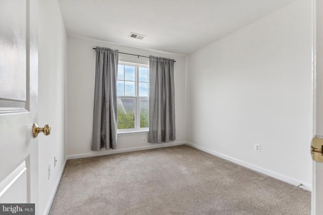 11896 BENTON LAKE RD, Bristow, VA 20136
