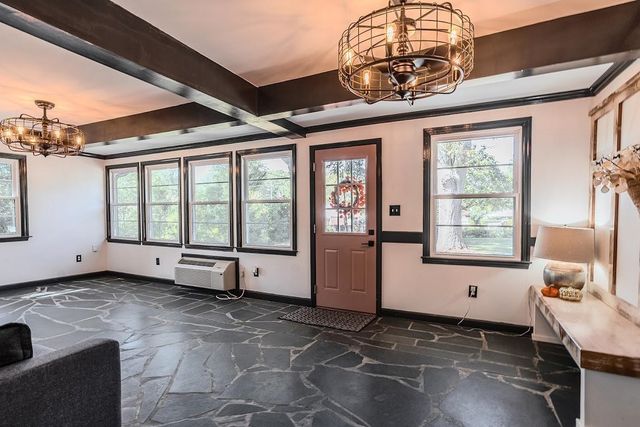 202 Pine Street, Gaffney, SC 29340