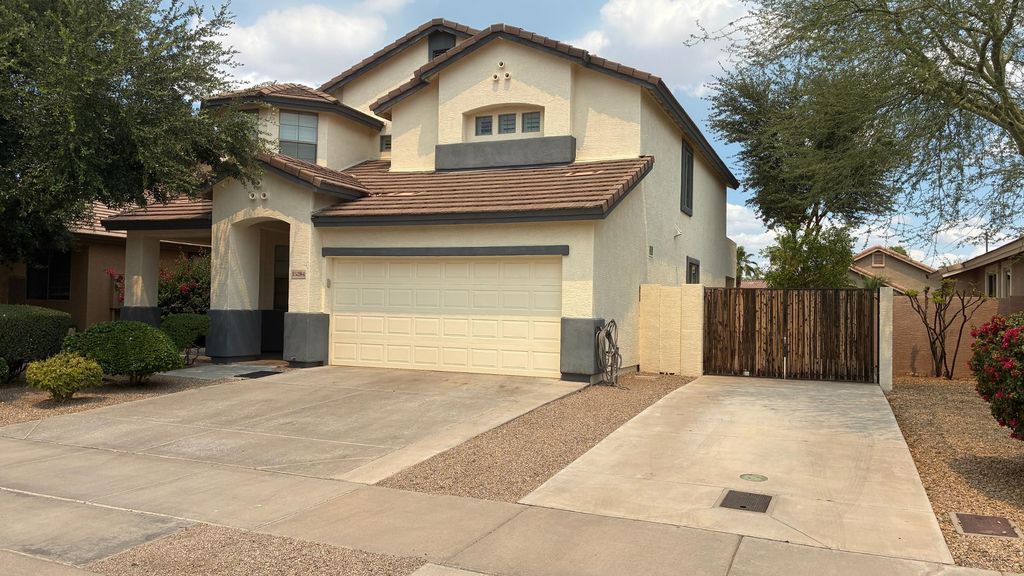 15284 W Edgemont Avenue, Goodyear, AZ 85395