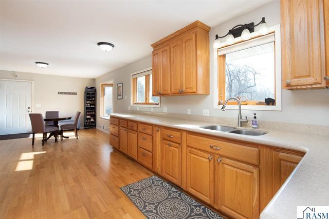 232 W Skyline Court, Mankato, MN 56001