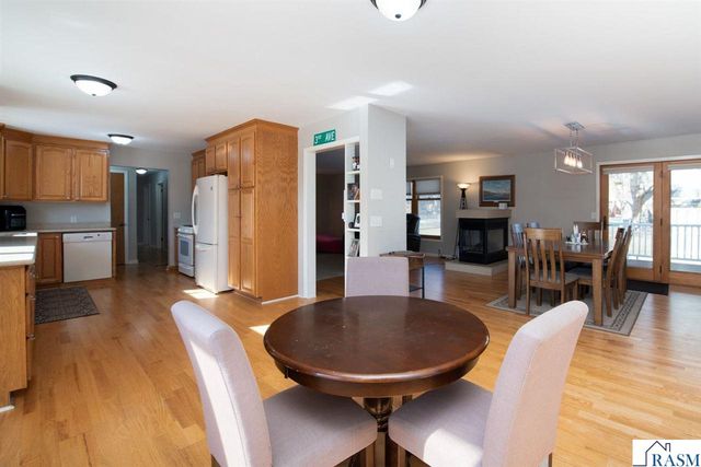 232 W Skyline Court, Mankato, MN 56001