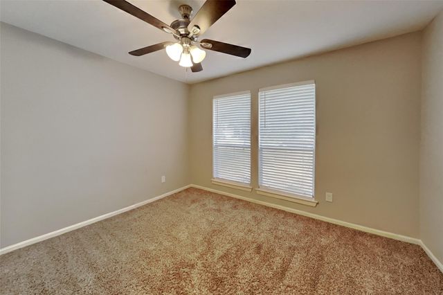 31 S White Pebble Court, Spring, TX 77380