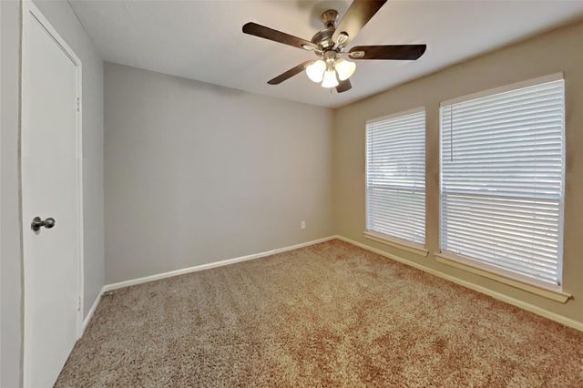 31 S White Pebble Court, Spring, TX 77380