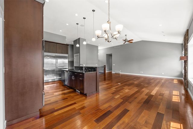 5010 Silver Oak Court, Marion, IA 52302