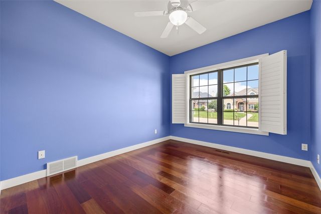 5010 Silver Oak Court, Marion, IA 52302