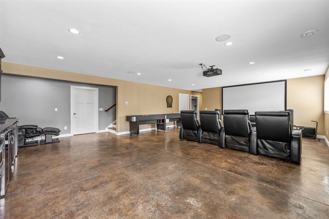 5010 Silver Oak Court, Marion, IA 52302