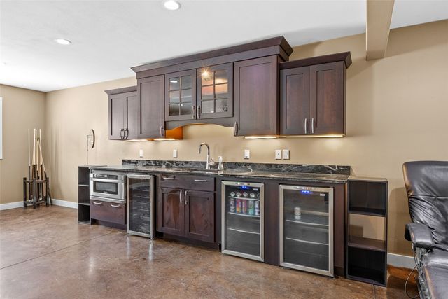5010 Silver Oak Court, Marion, IA 52302