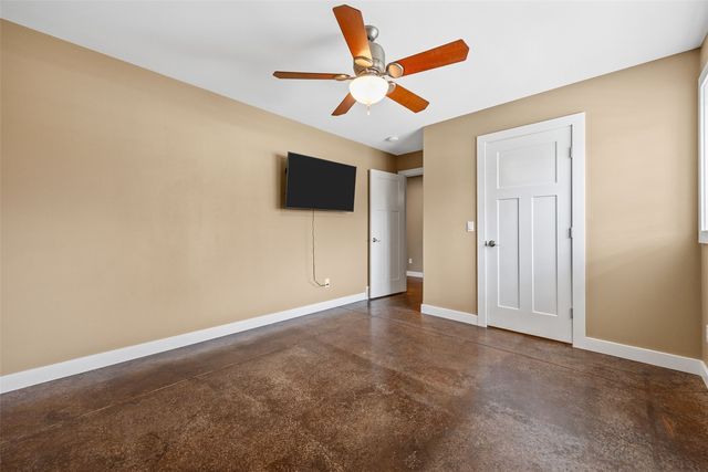5010 Silver Oak Court, Marion, IA 52302