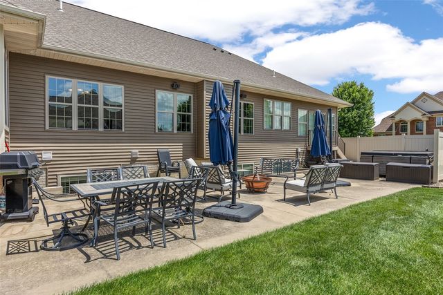 5010 Silver Oak Court, Marion, IA 52302