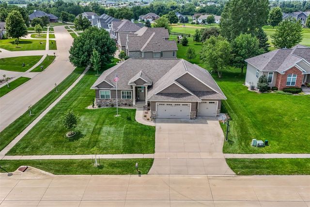 5010 Silver Oak Court, Marion, IA 52302
