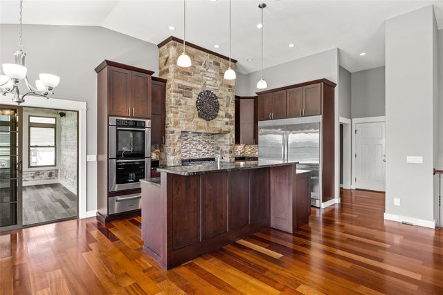 5010 Silver Oak Court, Marion, IA 52302