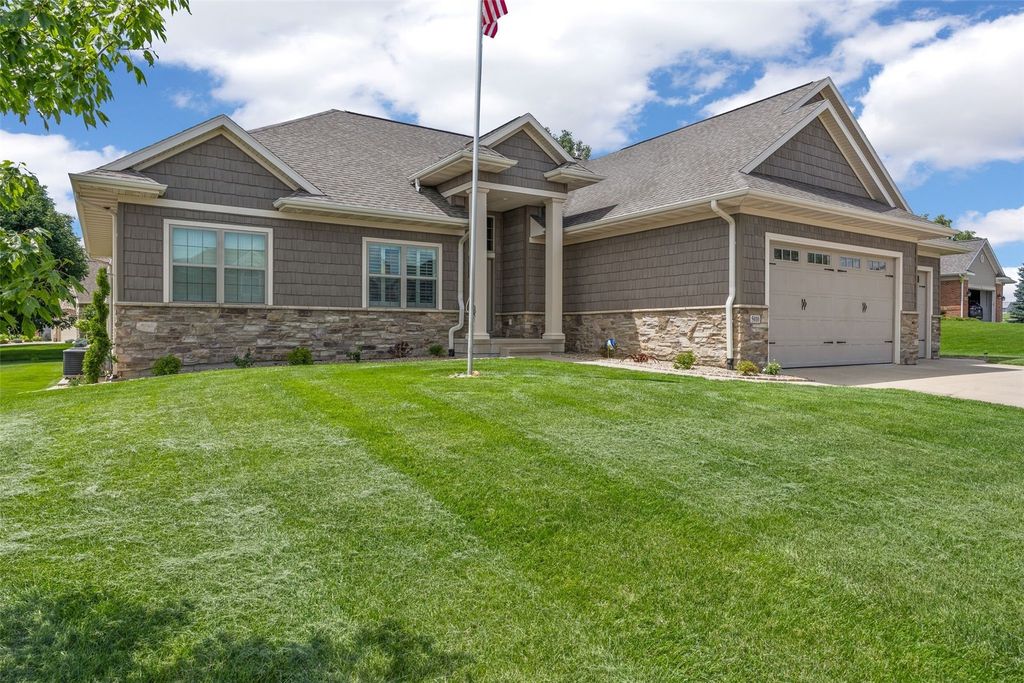 5010 Silver Oak Court, Marion, IA 52302
