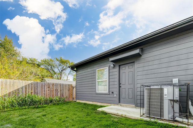 319 N Carolina Street, Houston, TX 77029