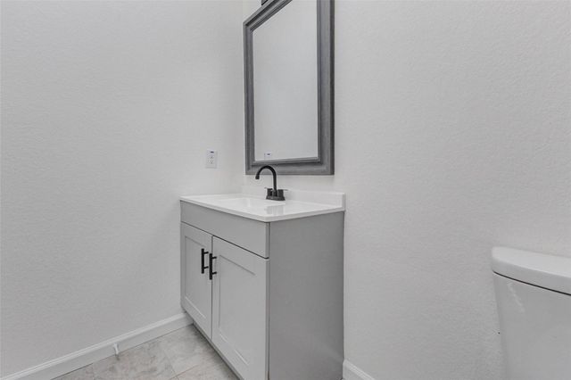 319 N Carolina Street, Houston, TX 77029